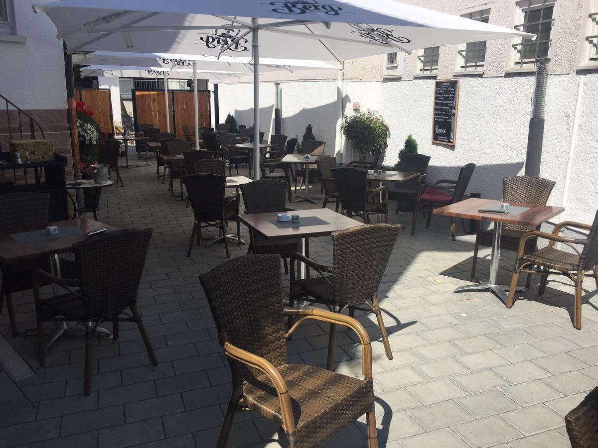 Hotel Ristorante Rostica Bad Urach Eksteriør bilde