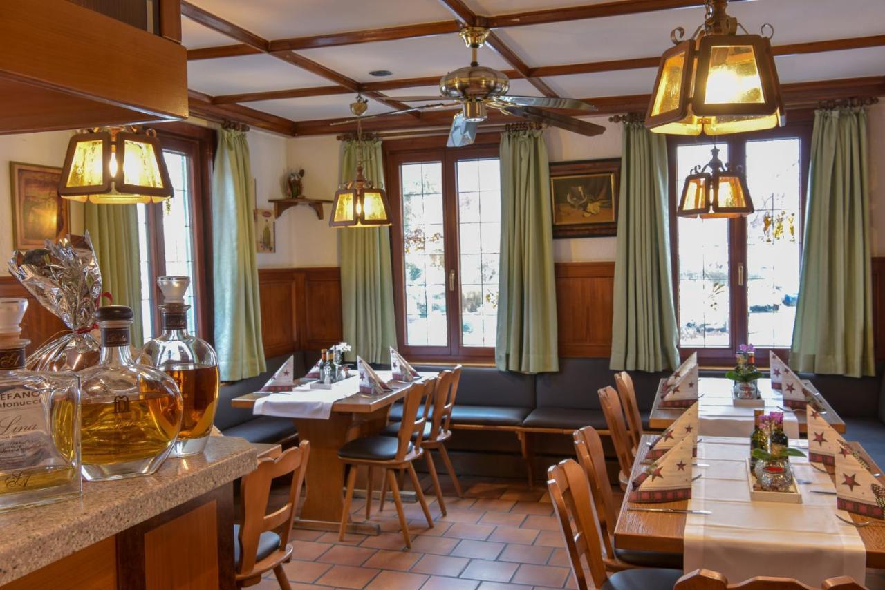 Hotel Ristorante Rostica Bad Urach Eksteriør bilde