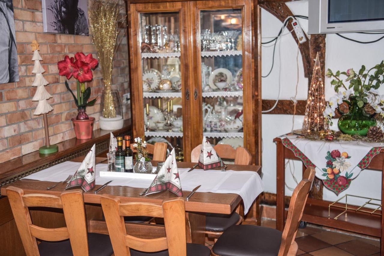 Hotel Ristorante Rostica Bad Urach Eksteriør bilde